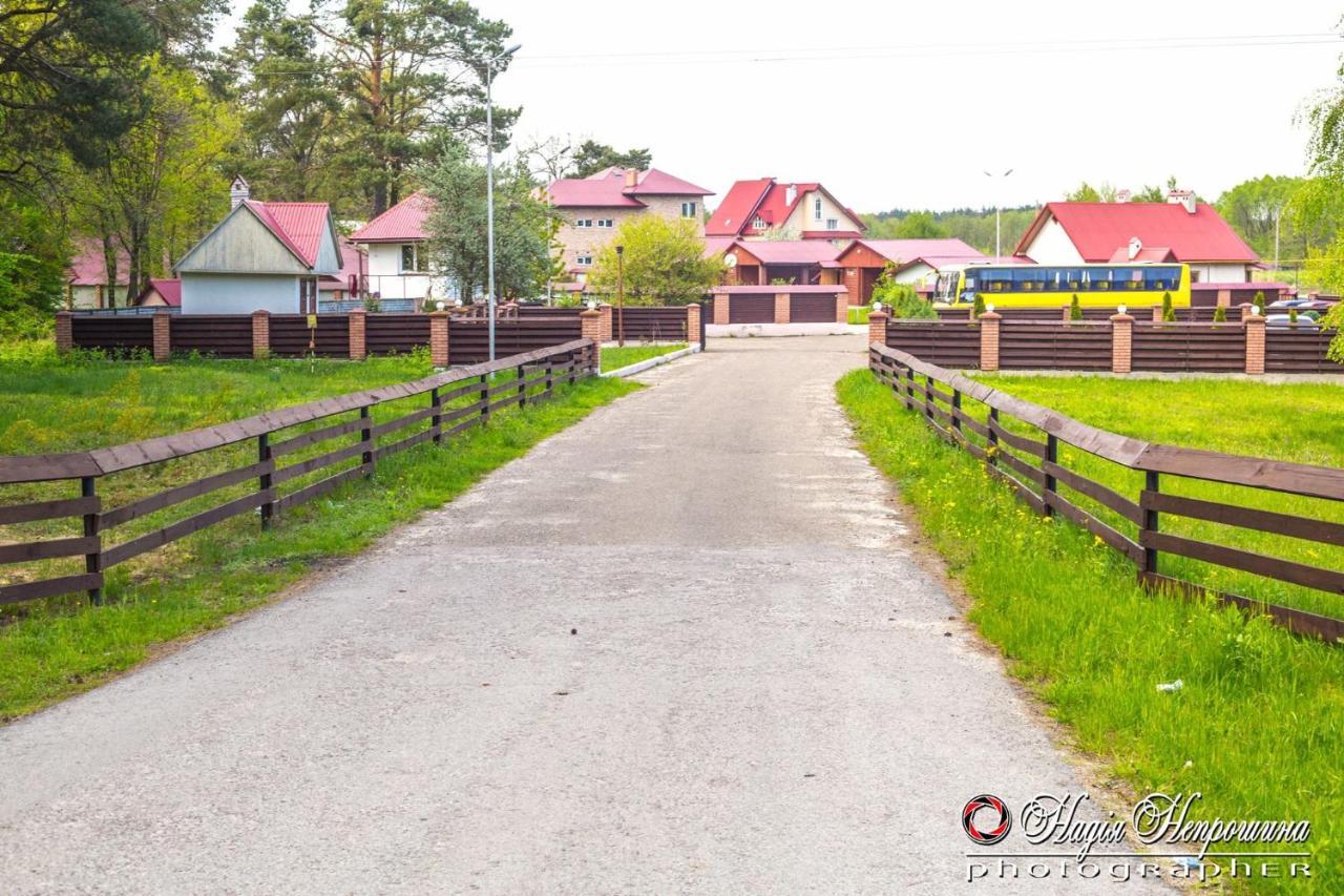 Приозерний Заїзд Motel Rulevo Eksteriør bilde